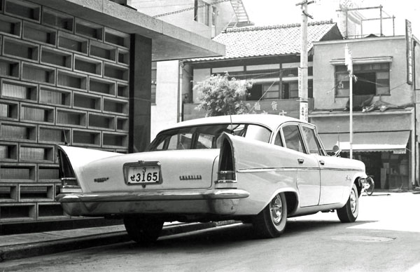 57-1c 8-1a (007-27) 1957 Chrysler Saratoga 4dr Sedan.jpg